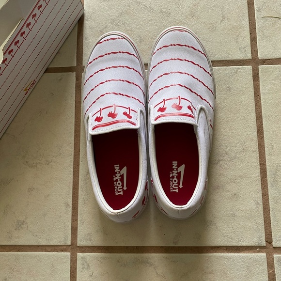 In and out vans - Picture 4 of 8